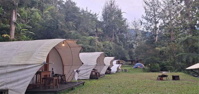 Tren Staycation dan Glamping, Alternatif Liburan Kekinian yang Populer