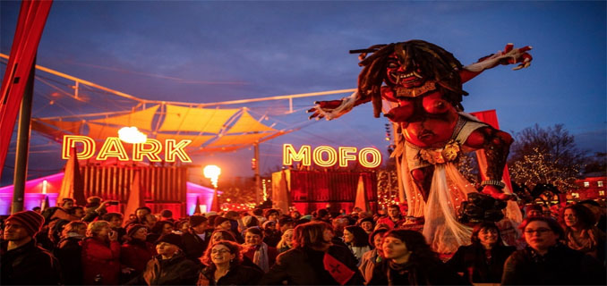 Seni Pop, Festival Rakyat, dan Penghancuran Anggur, Acara Musim Panas Australia