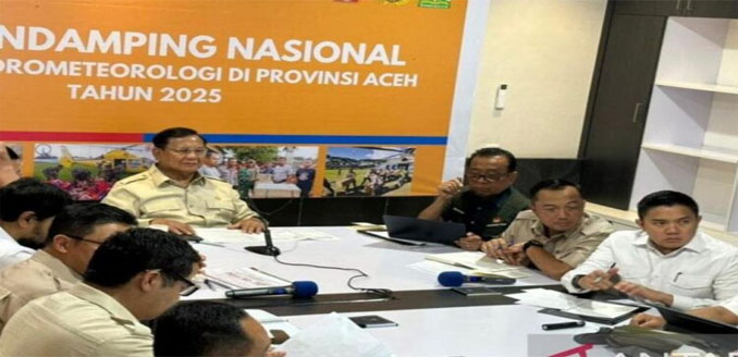 Prabowo Minta Mendagri Copot Bupati Aceh Selatan Umrah saat Bencana
